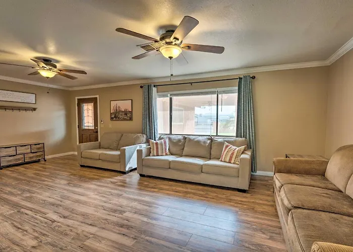 Updated Family - 2 Blocks To Colorado River! * Bullhead City