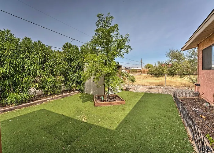 Updated Family - 2 Blocks To Colorado River! * Bullhead City