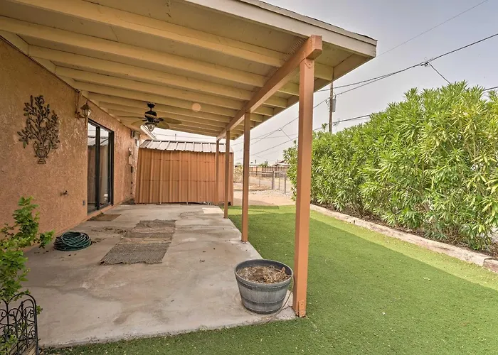 Updated Family - 2 Blocks To Colorado River! *