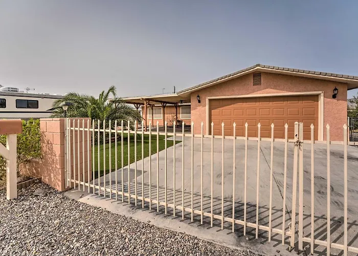 Updated Family - 2 Blocks To Colorado River! *