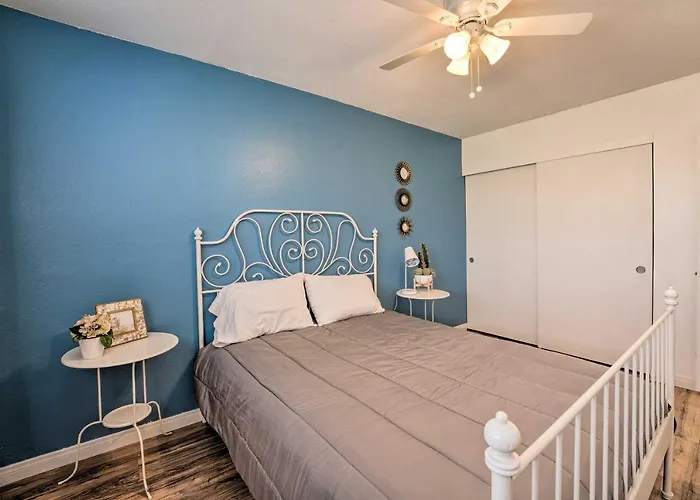 Holiday home Updated Family - 2 Blocks To Colorado River! Bullhead City
